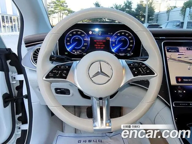 Mercedes-Benz EQE V295 — Фото автомобиля 12