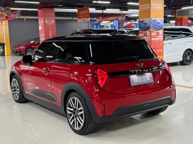 MINI Hatch — Фото автомобиля 7
