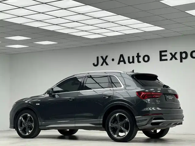 Audi Q3 — Фото автомобиля 6