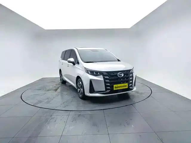 GAC Trumpchi M6 — Фото автомобиля 3