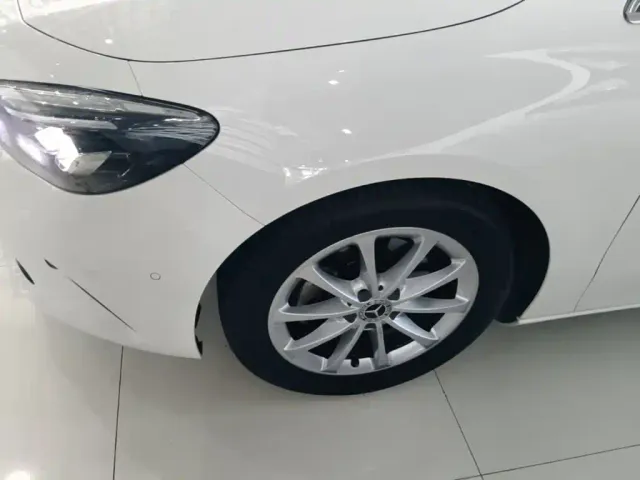 Mercedes-Benz B-Class — Фото автомобиля 22