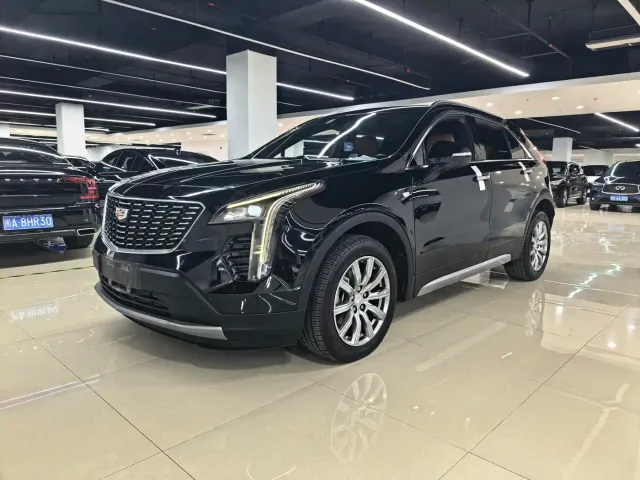 Cadillac XT4 — Фото автомобиля 3