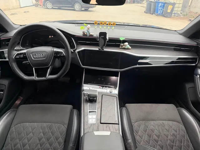 Audi A6L — Фото автомобиля 8