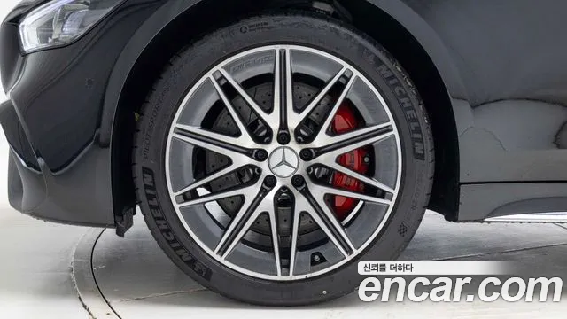 Mercedes-Benz AMG GT 4 двери 43 4MATIC+ — Фото автомобиля 5