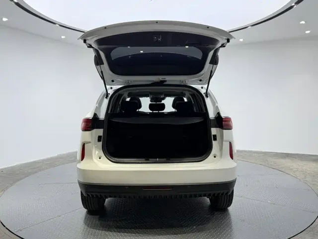 Haval H6 — Фото автомобиля 13