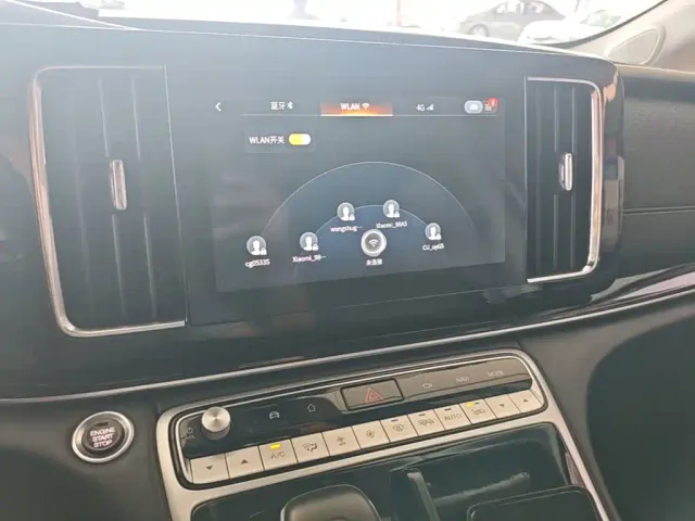 GAC Trumpchi M8 — Фото автомобиля 12