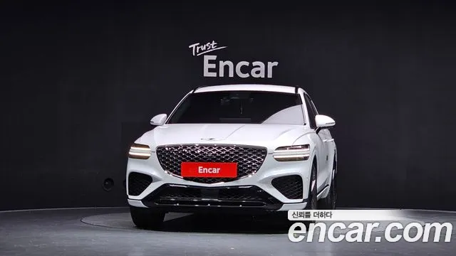 Genesis GV70 — Фото автомобиля 3