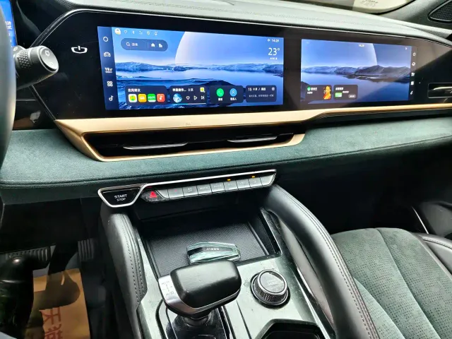Geely Xingyue L — Фото автомобиля 3