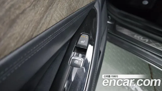 Kia K8 2.5 Бензин 2WD — Фото автомобиля 20