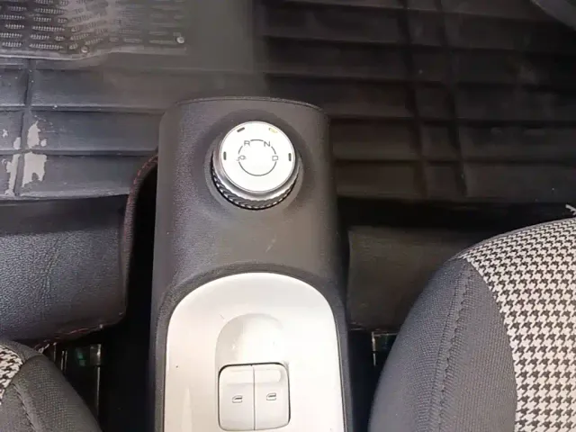 Wuling Hongguang Mini EV — Фото автомобиля 13