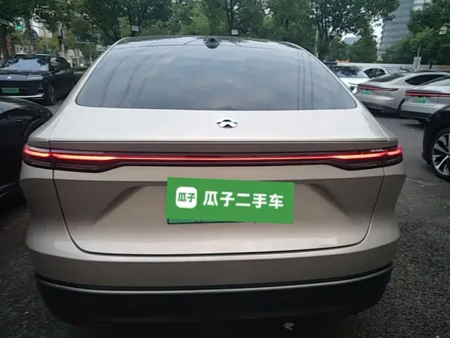 Nio EC7 — Фото автомобиля 5