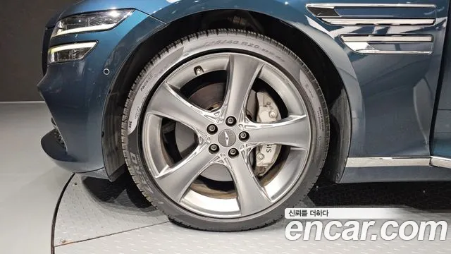 Genesis G80 RG3 — Фото автомобиля 4