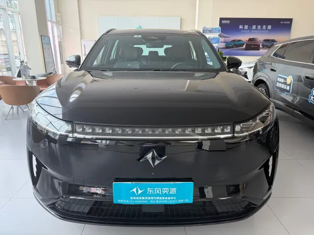 Dongfeng eπ 008 — Фото автомобиля 2