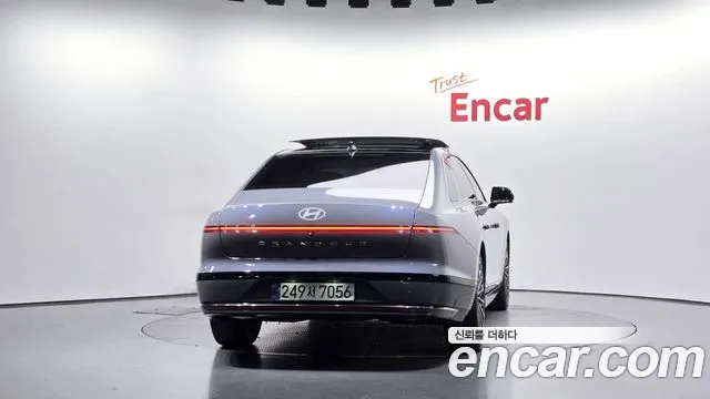 Hyundai Grandeur GN7 — Фото автомобиля 4