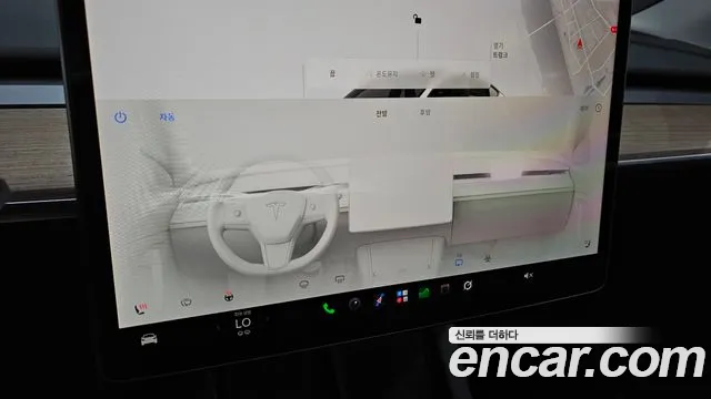 Tesla Model Y — Фото автомобиля 29