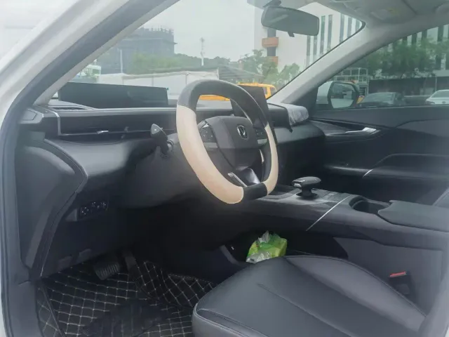Changan Eado — Фото автомобиля 7