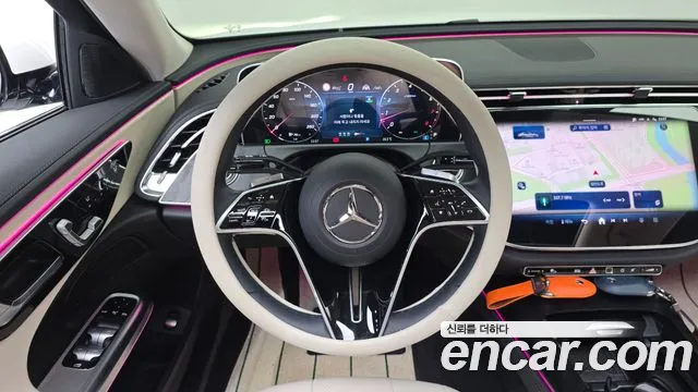 Mercedes-Benz E-Class — Фото автомобиля 19