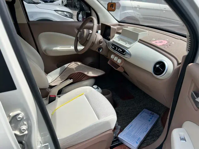 Wuling Hongguang Mini EV — Фото автомобиля 11
