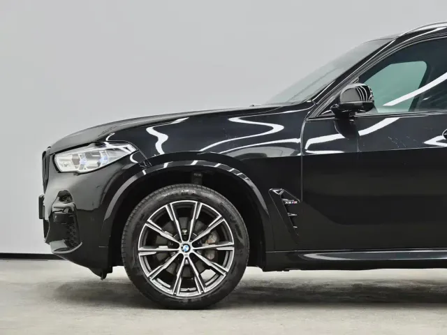 BMW X5 — Фото автомобиля 19