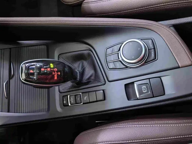 BMW X1 — Фото автомобиля 14