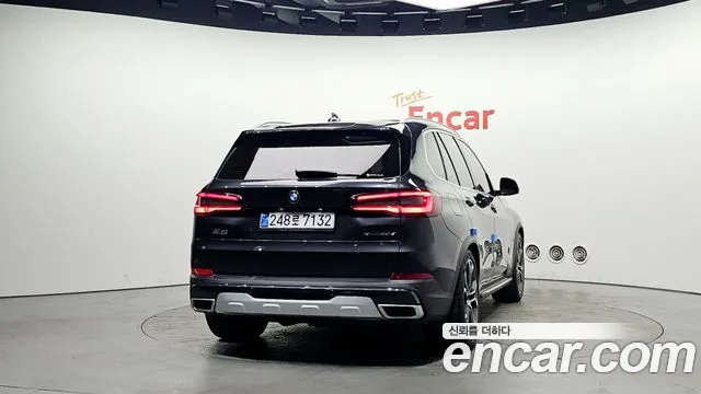 BMW X5 — Фото автомобиля 4