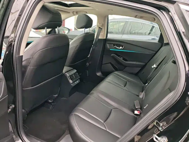 Honda Accord — Фото автомобиля 9