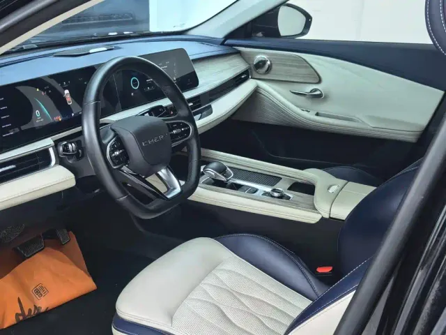 Chery Arrizo 8 — Фото автомобиля 5