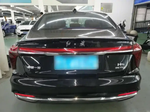 Hongqi H5 — Фото автомобиля 5