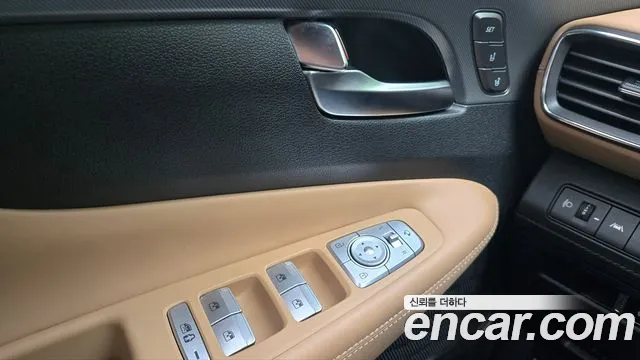 Hyundai Santafe Новый Santa Fe — Фото автомобиля 15