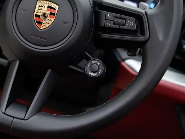 Porsche Cayenne — Фото автомобиля 22