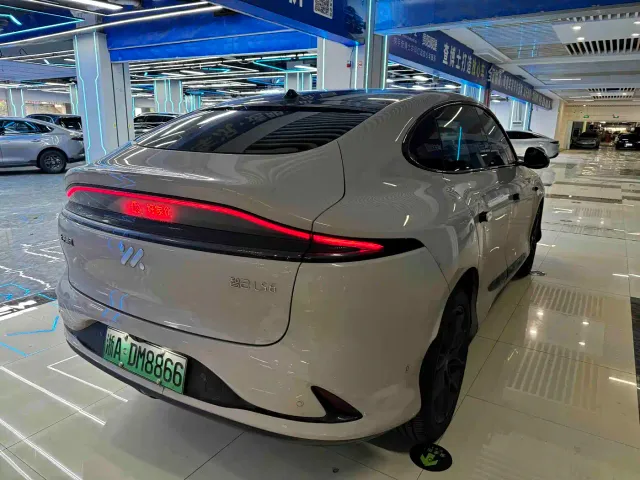 IM Motors LS6 — Фото автомобиля 7