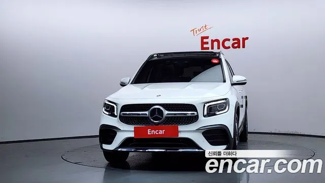 Mercedes-Benz GLB-Class — Фото автомобиля 3