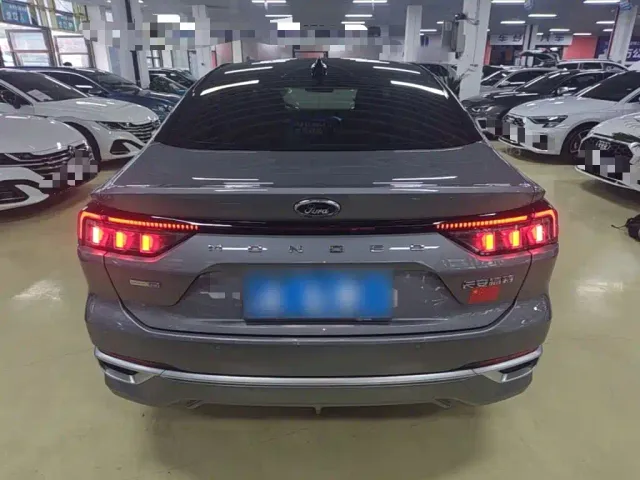 Ford Mondeo — Фото автомобиля 5