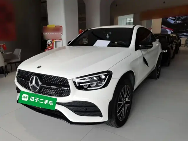 Фотография автомобиля — Mercedes-Benz GLC Coupe