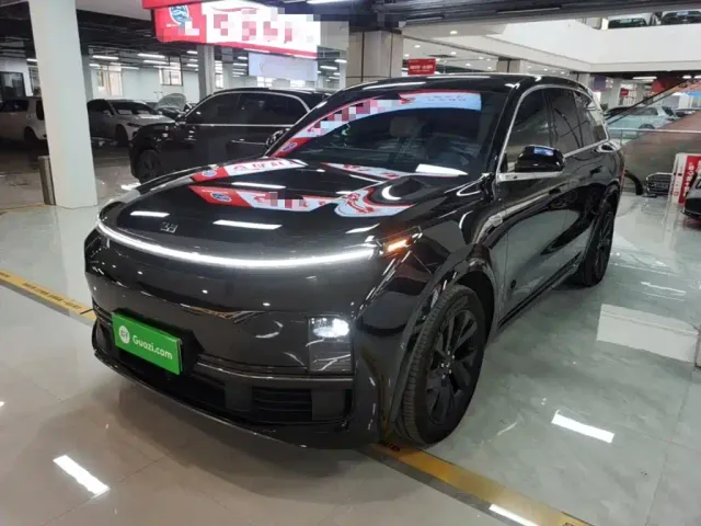 Фотография автомобиля — Li Auto L8