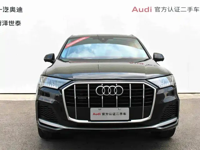 Audi Q7 — Фото автомобиля 4