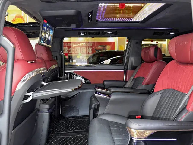 GAC Trumpchi M8 — Фото автомобиля 17