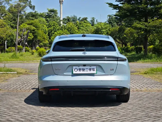 Nio ET5 Touring — Фото автомобиля 6