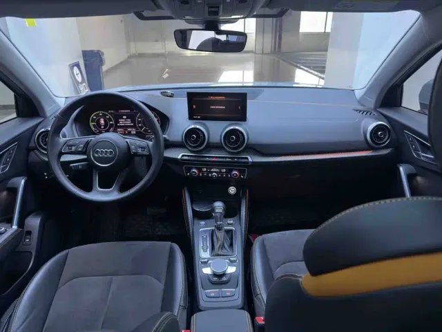 Audi Q2L e-tron — Фото автомобиля 18