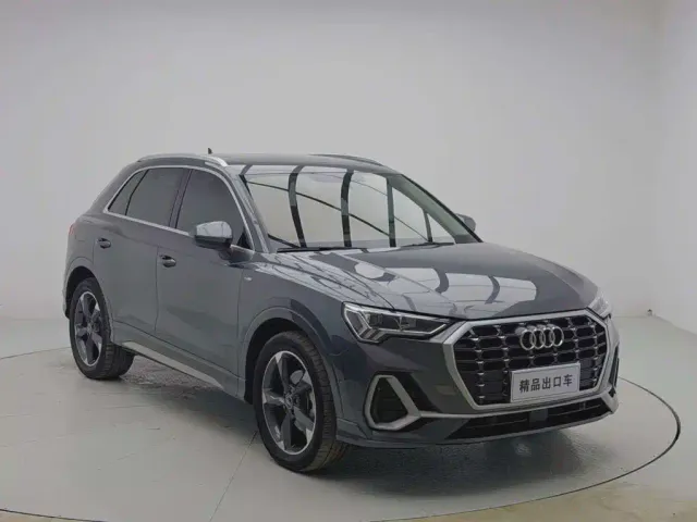 Audi Q3 — Фото автомобиля 3