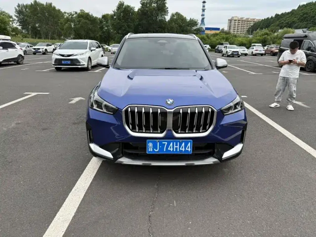 BMW X1 — Фото автомобиля 2