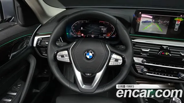 BMW 5-Series — Фото автомобиля 14