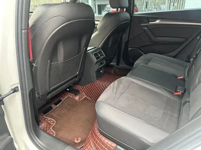 Audi Q5L Sportback — Фото автомобиля 20