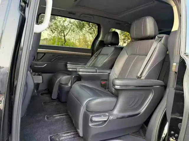 GAC Trumpchi M8 — Фото автомобиля 6