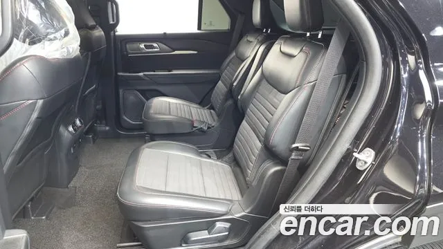 Ford Explorer 6th Gen — Фото автомобиля 17
