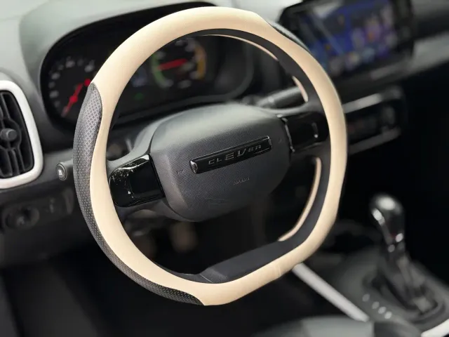 Roewe Clever — Фото автомобиля 10