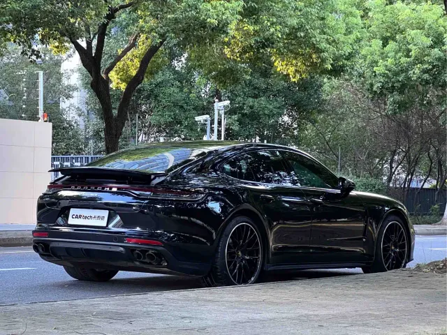 Porsche Panamera — Фото автомобиля 5