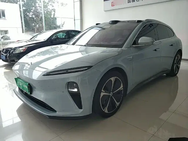 Фотография автомобиля — Nio ET5 Touring
