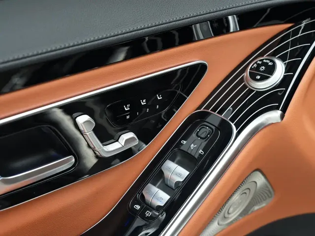 Mercedes-Benz S-Class — Фото автомобиля 11