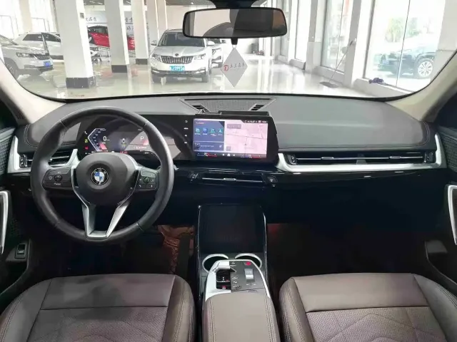 BMW X1 — Фото автомобиля 13
